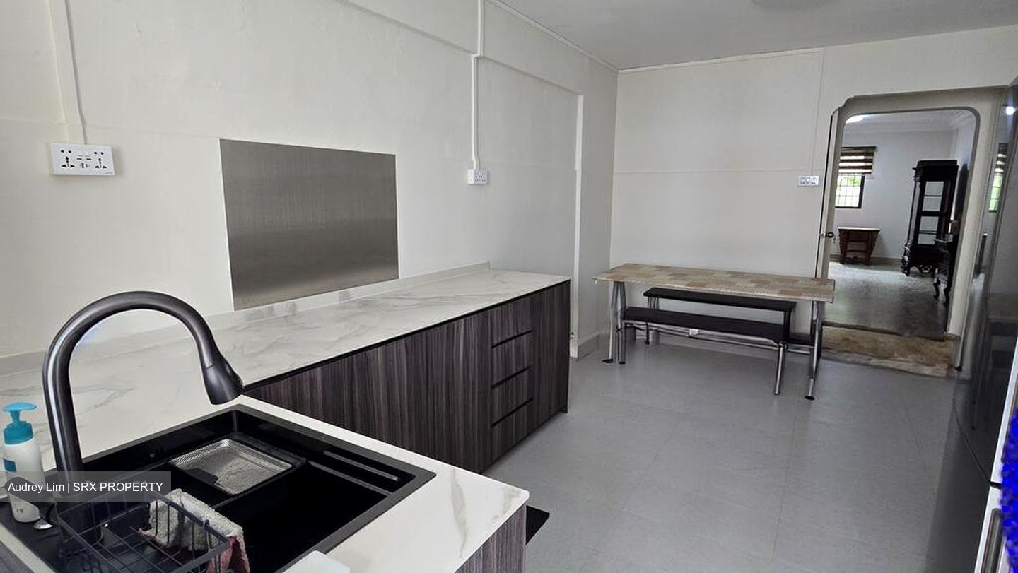 Blk 427 Clementi Avenue 3 (Clementi), HDB 4 Rooms #523049281
